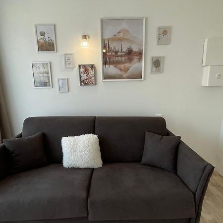 Le Bout Du Lac Studio Renove Avec Balcon Et Vue Sur La Montagne Annecy Zewnętrze zdjęcie